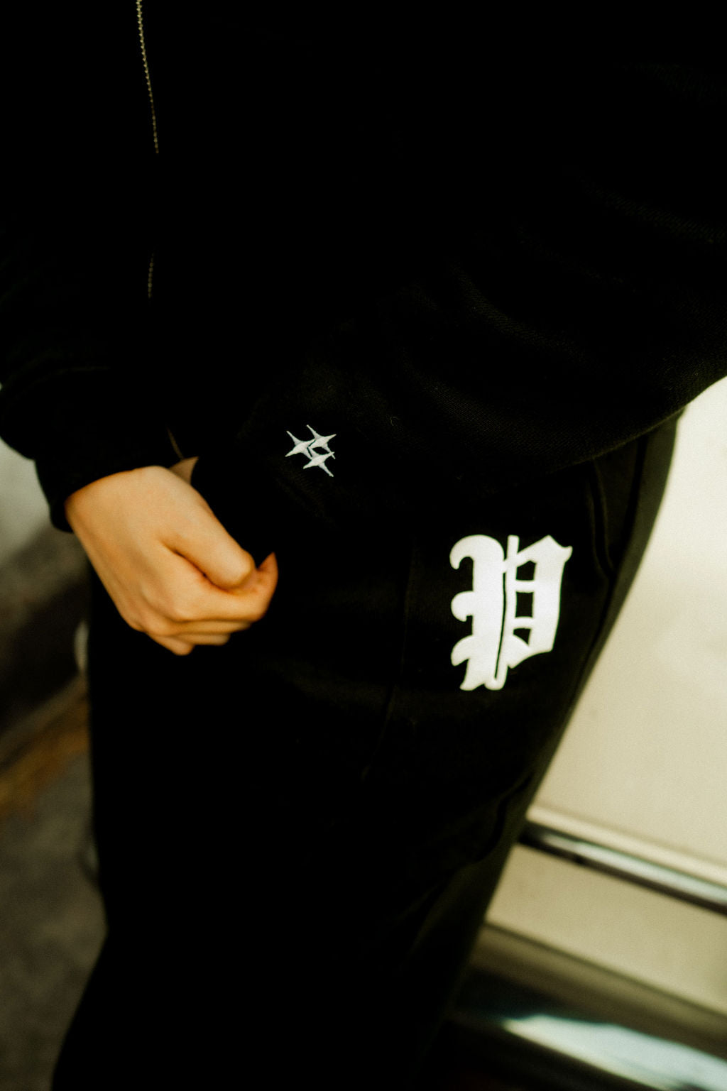 Porta Pleated Sweats - Black